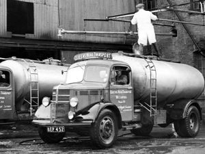 Supporting image for story: 'We must not pay twice for the same service' - Your Letters and from Welshpool to the Midlands: the milk run of the ’50s in a picture from the archive