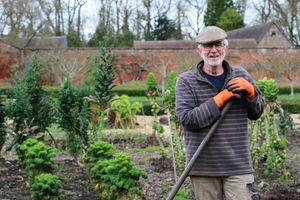 Volunteer Roger Bryd