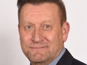 Supporting image for story: Council must make massive carbon cuts