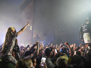 Supporting image for story: Ally Robertson expects West Brom fans boost