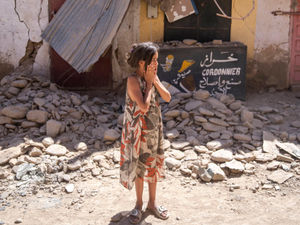 Supporting image for story: Firefighters arrive in earthquake zone to aid rescue efforts 