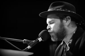 Gaz Coombes. Picture by: Chris Close