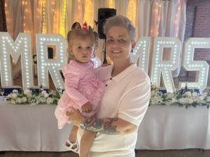 Supporting image for story: 'It helps so many lives'- Wednesfield woman given 'new lease of life' by kidney transplant encourages more people to consider organ donation