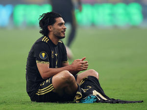 Supporting image for story: Raul Jimenez pays emotional tribute to former Wolves teammate Diogo Jota
