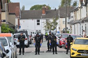  Police search Leicester Street, Whitmore Reans and surrounding streets after the shooting