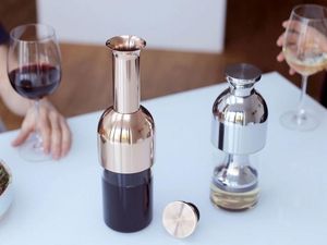 Supporting image for story: This incredible decanter will keep your wine fresh for up to two weeks