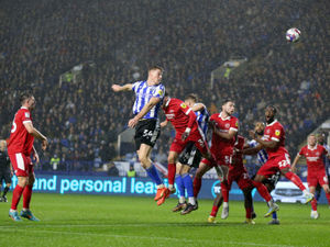 Supporting image for story: Dave Edwards: Shrewsbury are battlers - goals are all they are short of
