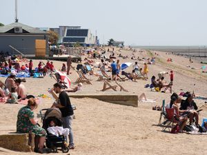 Supporting image for story: UK records warmest day of year so far as temperature hits 32.2C