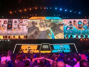 Supporting image for story: The Overwatch League is adding two more teams for 2019