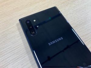 Supporting image for story: Experts split over new Samsung Galaxy Note 10