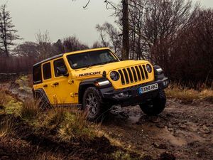 Supporting image for story: First drive: The 2019 Jeep Wrangler is a worthy update to an icon