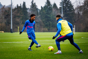 Angel Gomes on the ball (Photo by Brett Patzke - WWFC/Wolves via Getty Images)