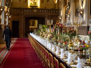 Supporting image for story: Transatlantic whisky sour with star shaped S’more served at Trump’s banquet