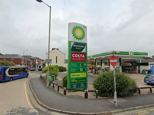 Supporting image for story: Man stabbed in Oswestry violence