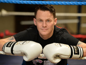 Supporting image for story: Shropshire soldier swapping barracks for the boxing ring for charity match