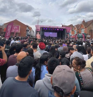 Thousands of people are set to have attended the event, with many showing their love for the esteemed Bollywood actress