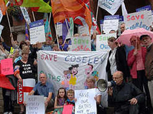 Supporting image for story: Councillors vote for 25pc pay rise