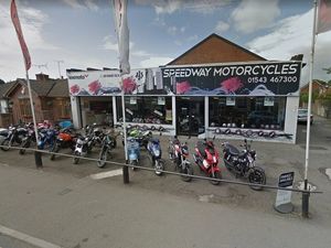 Supporting image for story: Neighbours record burglars breaking into Cannock shop