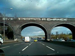 Supporting image for story: Give Peas Another Chance! Campaign aims to restore iconic M25 graffiti