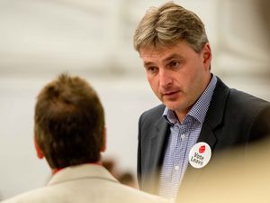 Supporting image for story: Conservative Association opposes plan to increase number of asylum seekers at Shrewsbury hotel 