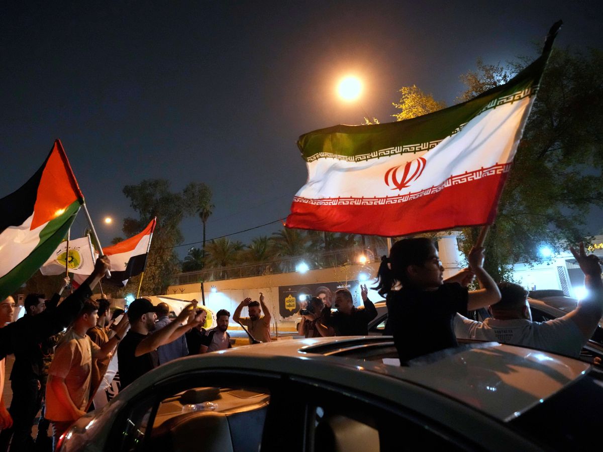 Iran executes three prisoners accused of spying for Israel