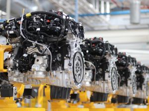 Supporting image for story: Jaguar Land Rover hits Ingenium engine production milestone