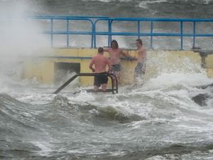 Supporting image for story: Amy leaves 180,000 without power and some ‘sheltering in place’