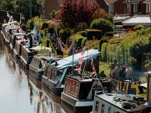 Supporting image for story: Market Drayton's Floating Market to return this weekend