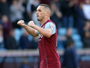 Supporting image for story: John McGinn says Newcastle's fire brigade "on strike" after Aston Villa continue hot streak with stunning win