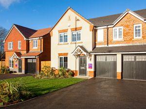 Supporting image for story: Taylor Wimpey cancels salary raises and bonuses