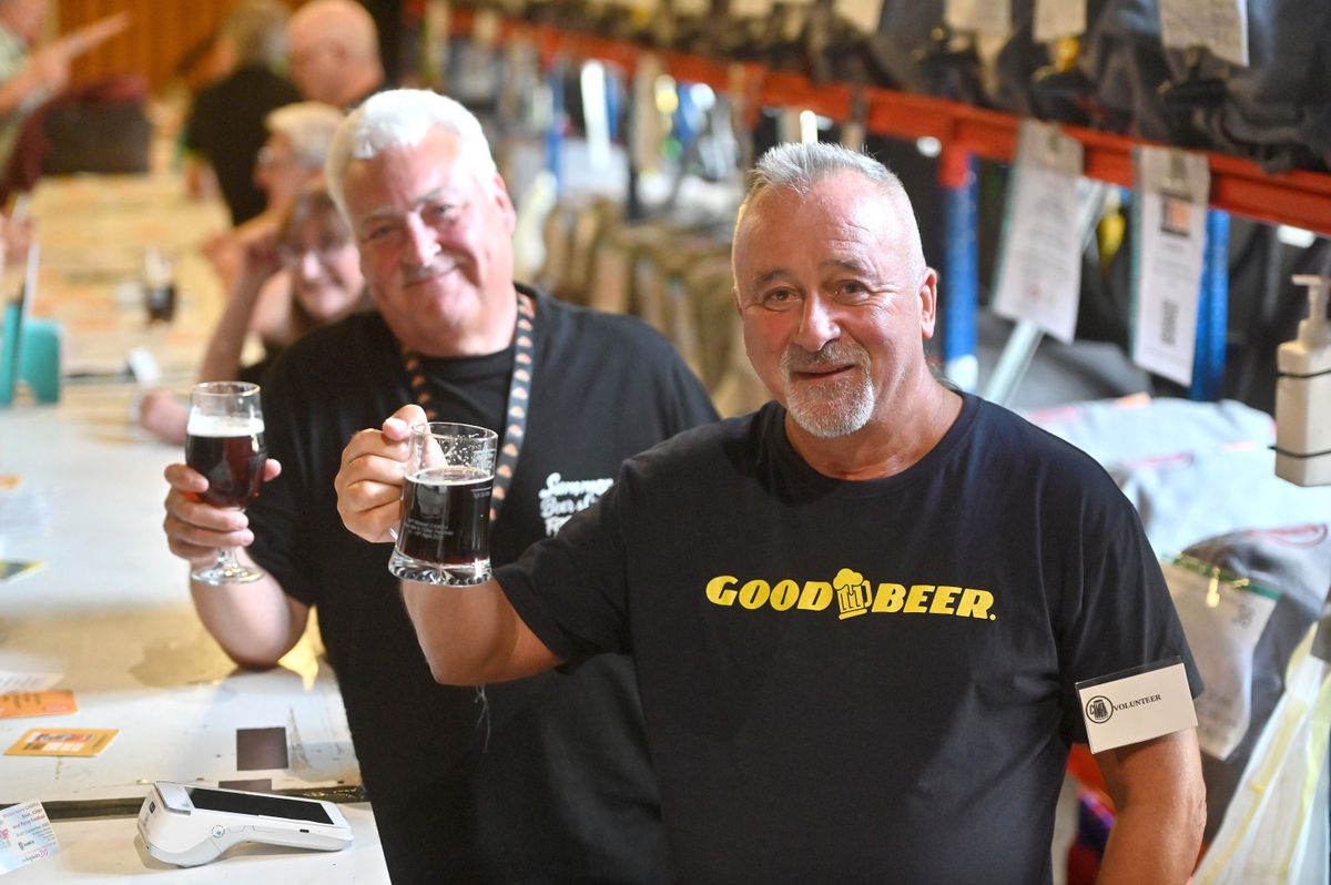 Wolverhampton beer festival brings friends and families together for good drink and a great atmosphere