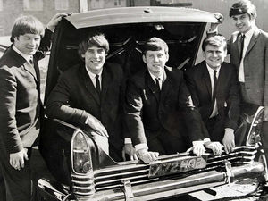 Supporting image for story: Coseley guitar star who packed venues and toured with biggest names dies aged 71