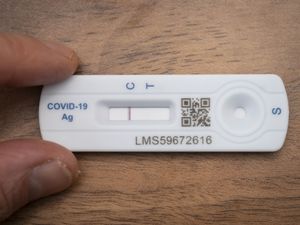 Supporting image for story: Shorter isolation period comes into effect as minister offers hopeful outlook