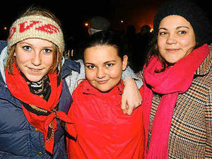 Supporting image for story: Thousands flock to enjoy Donnington bonfire party
