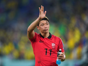Supporting image for story: Wolves striker Hwang Hee-chan pays tribute to departing South Korea coach after World Cup exit