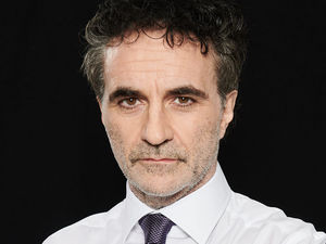 Supporting image for story: Supervet tickets sell fast for Shrewsbury show