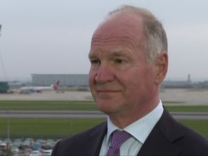 Supporting image for story: Heathrow chief’s phone on silent mode as fire unfolded, inquiry finds