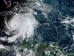 Supporting image for story: British tourists locked down in hotels as 185mph Hurricane Melissa hits Jamaica