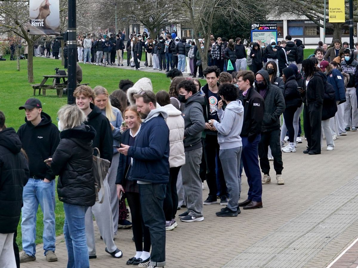 Meningitis B confirmed as strain behind outbreak that has left two dead