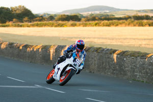 Lloyd finished 21st during the first Station Garage-sponsored 125/400cc Lightweight race. Picture: Ellan Vannin Images