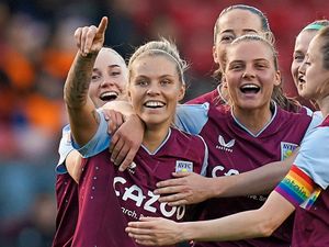Supporting image for story: Aston Villa's Rachel Daly closing in on WSL Golden Boot after latest strike