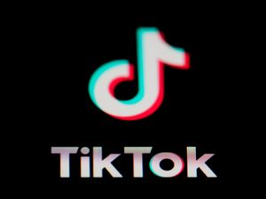 Supporting image for story: TikTok agrees to withdraw rewards feature amid online addiction concerns