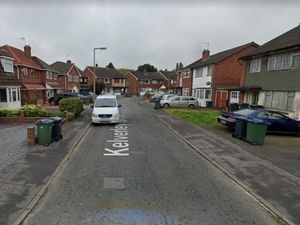 Supporting image for story: Man arrested and swords seized in West Bromwich after person spotted with gun
