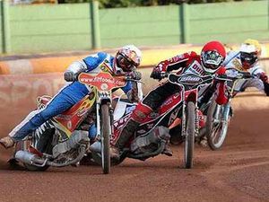 Supporting image for story: Dudley Heathens up to second place