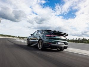 Supporting image for story: Porsche posts record-breaking sales in first half of 2021