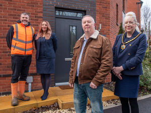 Supporting image for story: Deputy Mayor of Telford and Wrekin welcomes first residents of new community