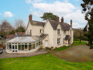 Supporting image for story: See the five-bedroom former rectory with own tennis court set to hit market at £1.1million