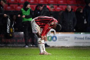 Dejected Saddlers at the final whistle.