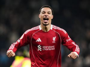 Supporting image for story: Liverpool hold off late challenge for dramatic win over nine-man Tottenham