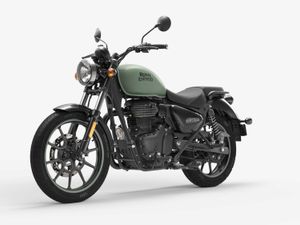 Supporting image for story: Royal Enfield adds new colours to Meteor 350 range